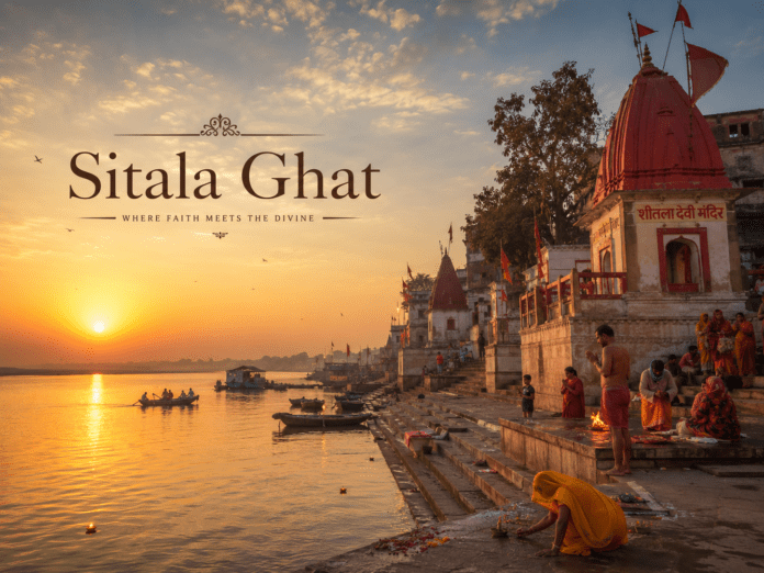 सुबह के समय Sitala Ghat और शीतला देवी मंदिर का दृश्य